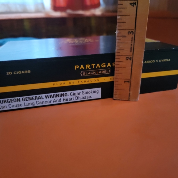 Empty Cigar Box - Picture 9 of 11